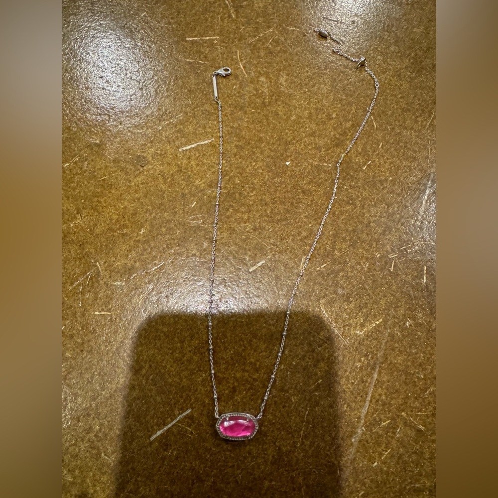Kendra Scott Necklace